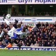 Finidi George scores a overhead kick against Tottenham in December 2001.