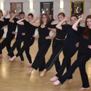 A Chorus Line rehearsals