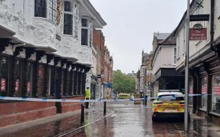 Live updates as burglary suspect climbs on roof in Ipswich