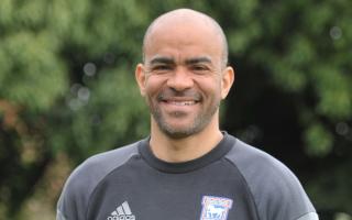 Kieron Dyer has settled his claim against the publisher of the Daily Mirror